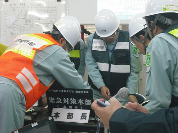 【緊急対策本部訓練】緊急対策本部内での情報収集･意思決定･指示伝達